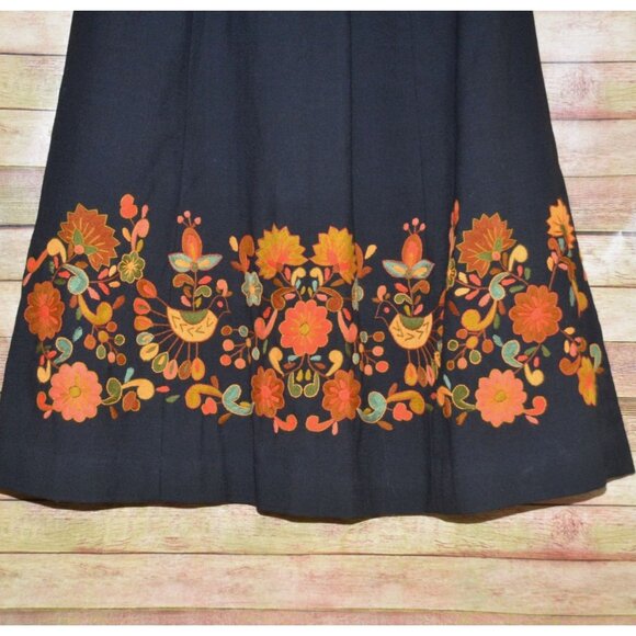 Vintage Unique Fall Handmade Ladies M Black Floral Crewel Embroidered Midi Skirt - Picture 3 of 10